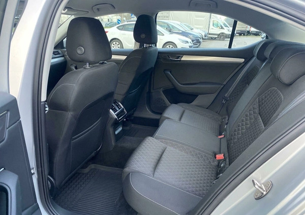 Skoda Superb cena 94900 przebieg: 62982, rok produkcji 2021 z Ryki małe 379